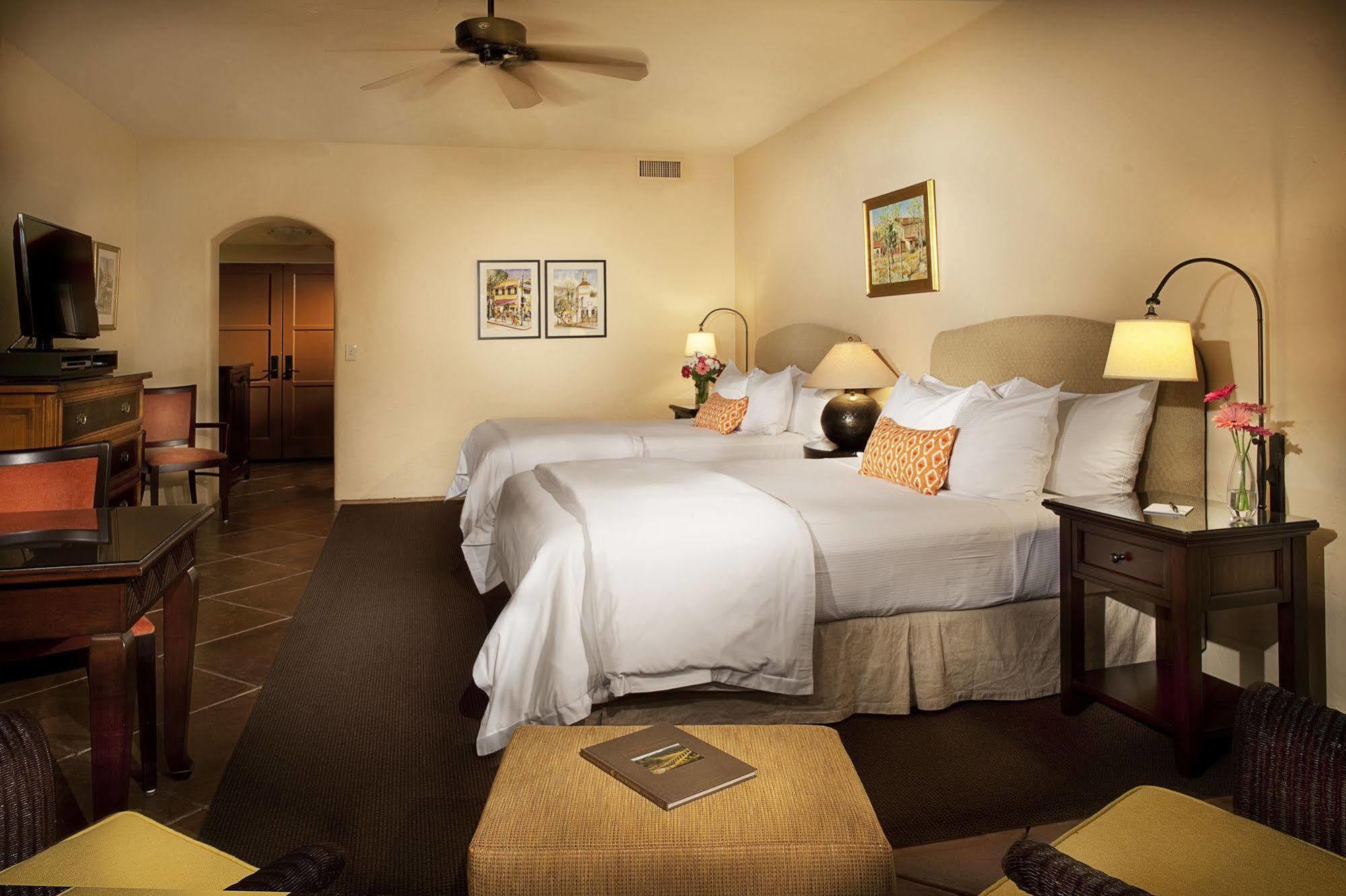 Spanish Garden Inn Σάντα Μπάρμπαρα Εξωτερικό φωτογραφία
